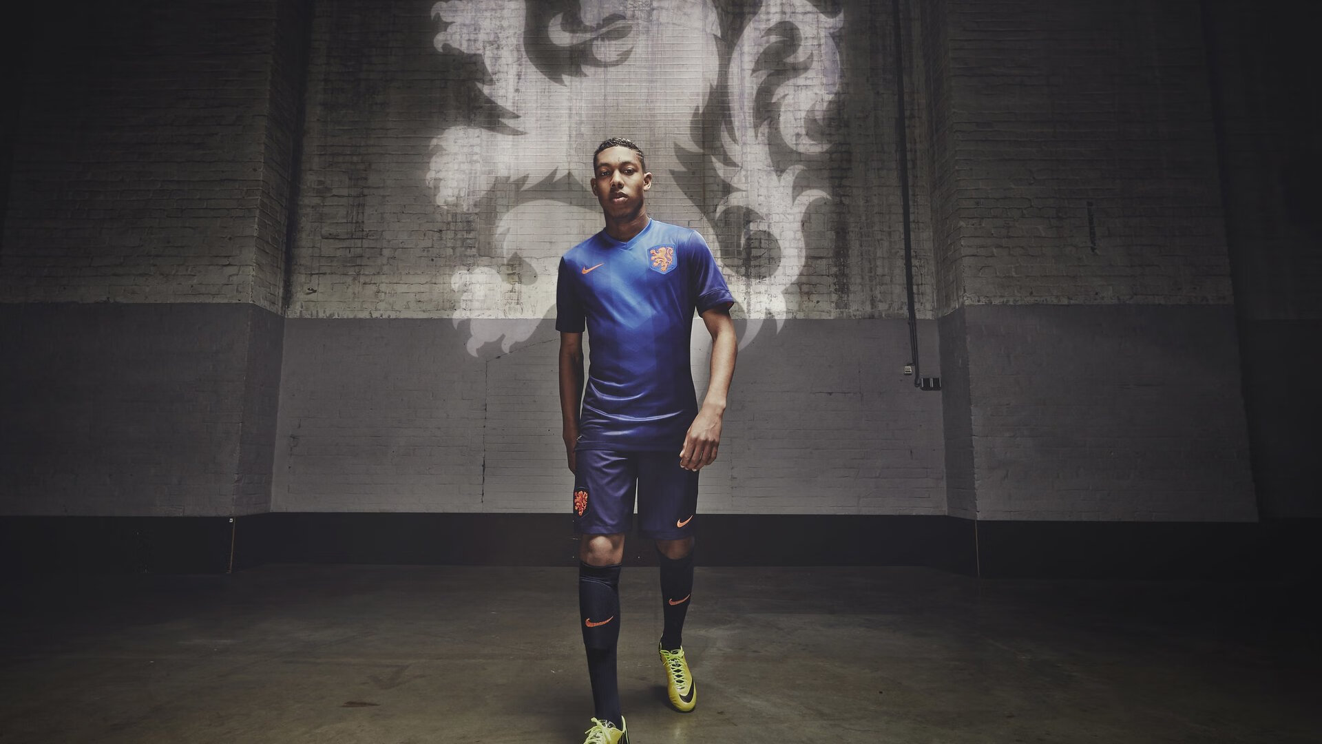 布莱顿客场不敌对手,保级状况仍然堪忧,布莱顿换帅