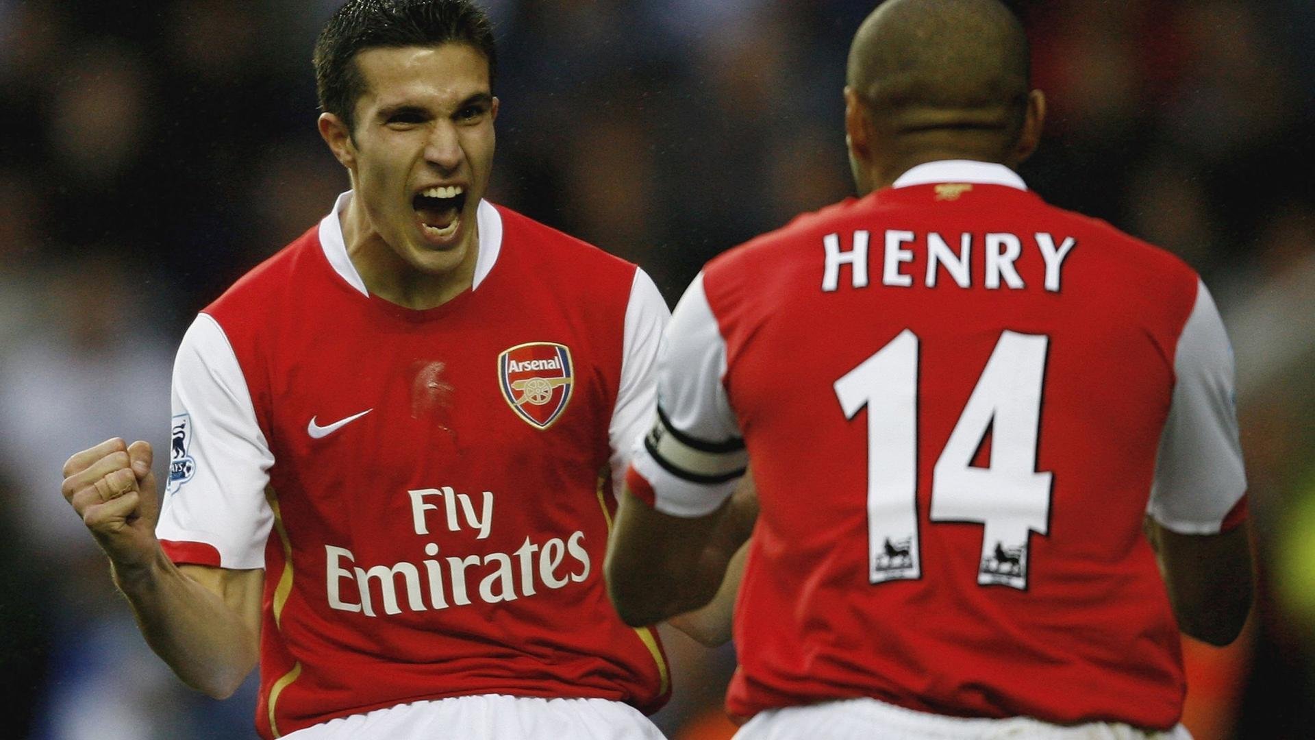 中国足球球员位置变动趋势追踪，中国足球球员历史地位排名