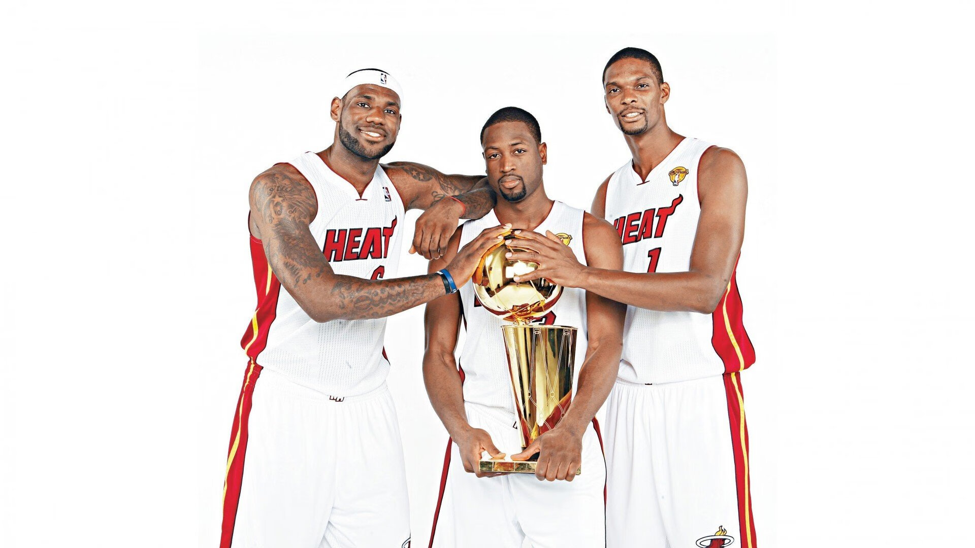 字母哥称新援融入快雄鹿未来更具竞争力，字母哥和雄鹿签约了吗